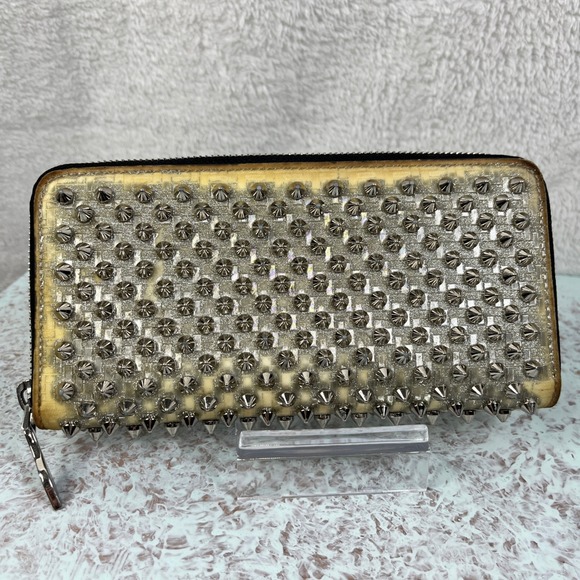 Christian Louboutin‎ Spiked Wallet Long Zip Around Red Interior Designer - Picture 2 of 16